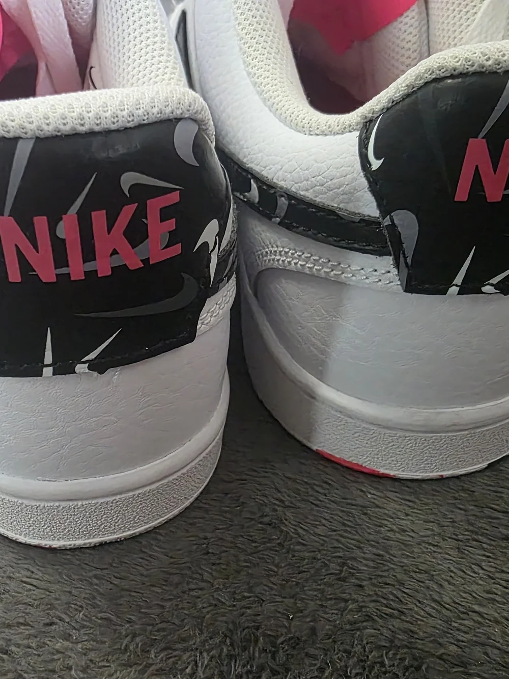 White Low-Top Sneakers with Pink Tongue Accent - Picture 4 of 6